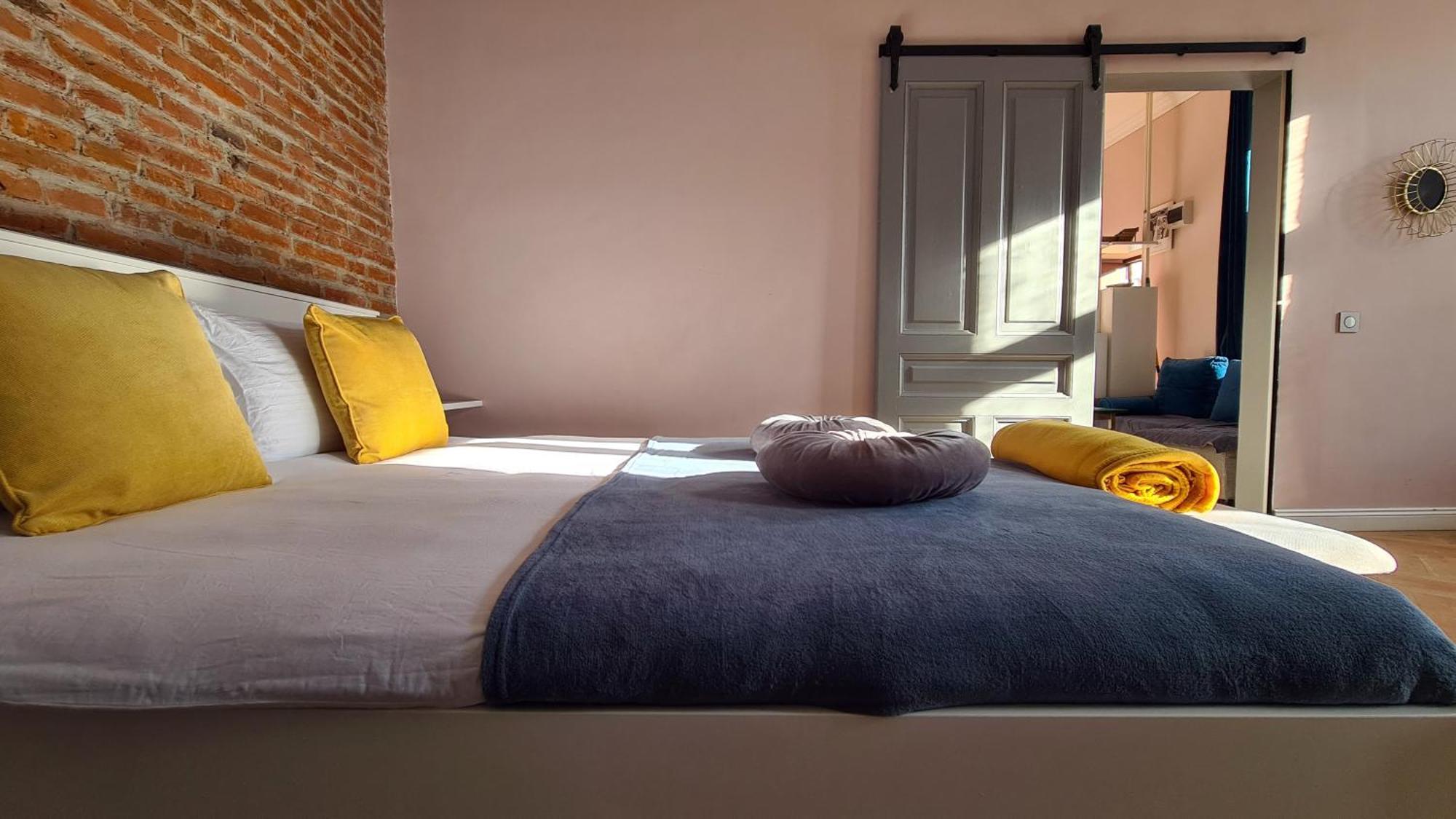Republicii Brick Appartement *